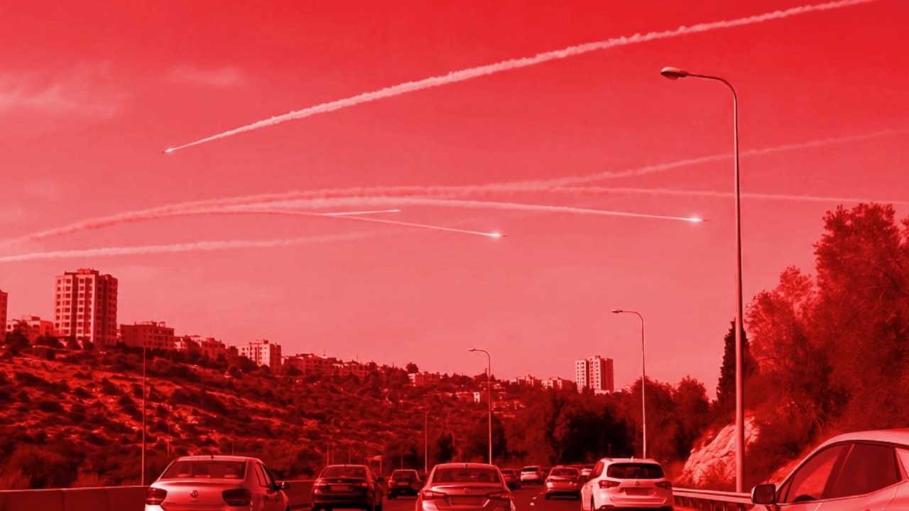 שמיים אדומים